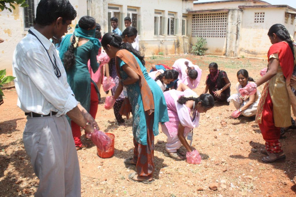 The NSS students cleaning the Poovanthi school campus