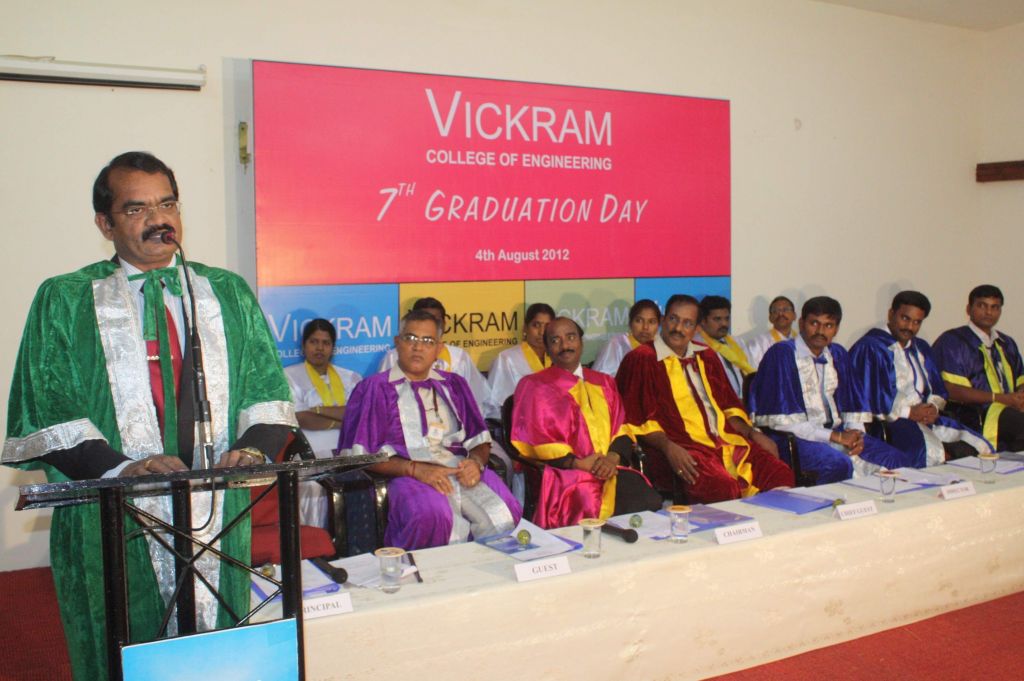 Dr. Mylswamy Annadurai, Project Director, Chandrayaan I & II, ISRO in his greet to the graduates.