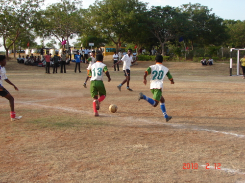 Great combination among the players of Mariam College of Engineering on the field