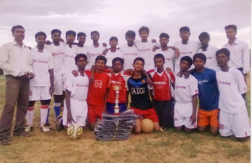 Polytechnic Football Team with Full Spirit