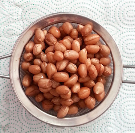 1-boiled-peanuts.jpg